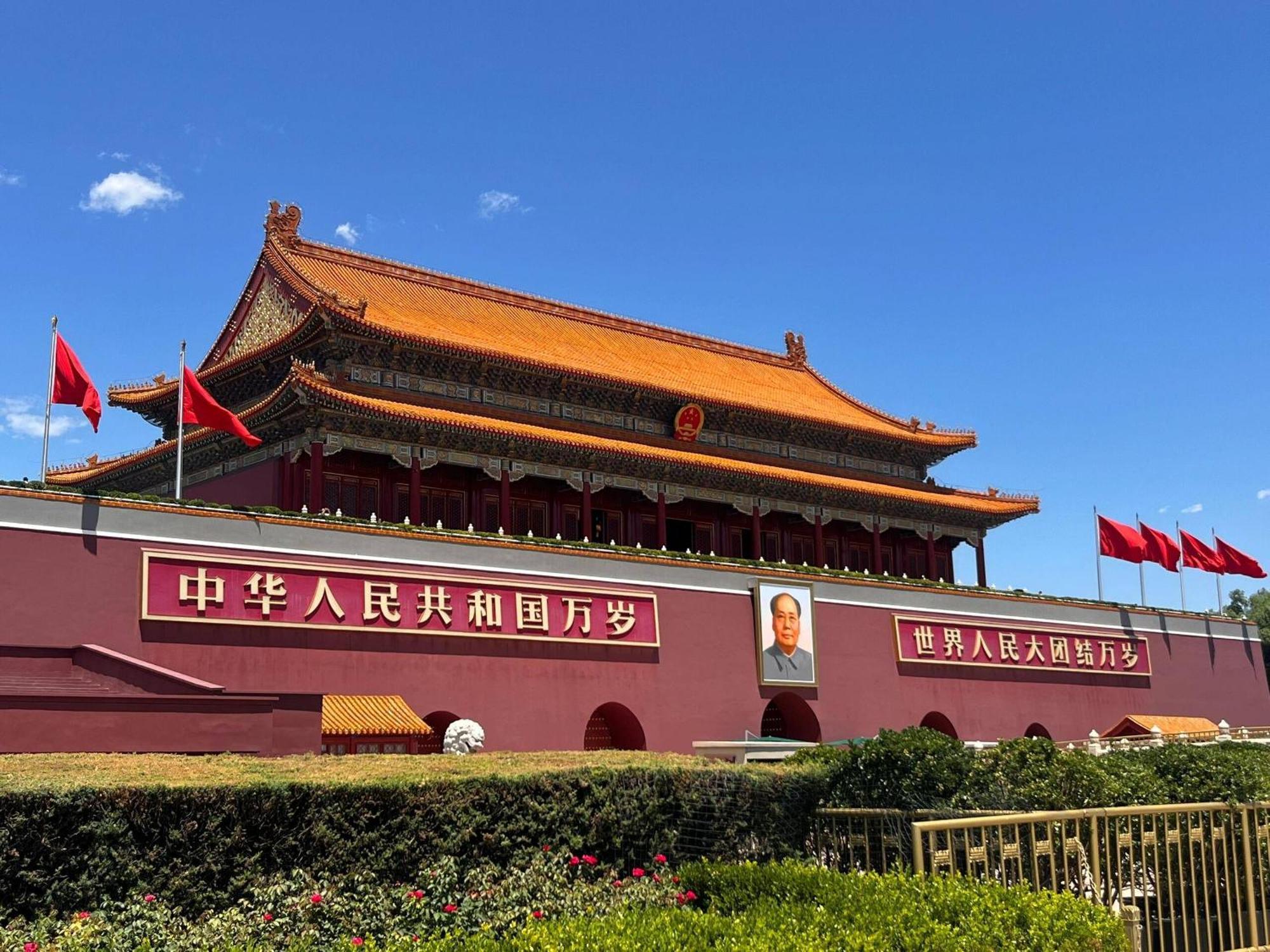 Base-Beijing Wangfujing Serviced Apartment- In Hutong &Bike Rental &Close To Forbidden City, Tian'Anmen Square &Subway Nearby &Free Coffee &Washing Machine,Kitchen &Restaurant Discount &English Speaking &High Speed Free Wifi Exterior photo